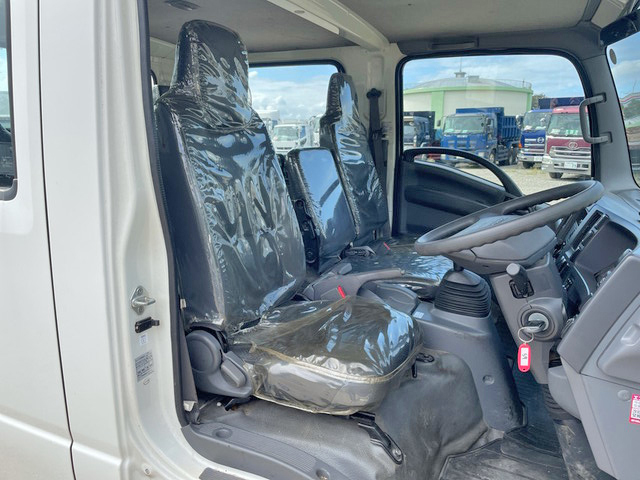 いすゞエルフダブルキャブ（Wキャブ）小型（2t・3t）[写真33]