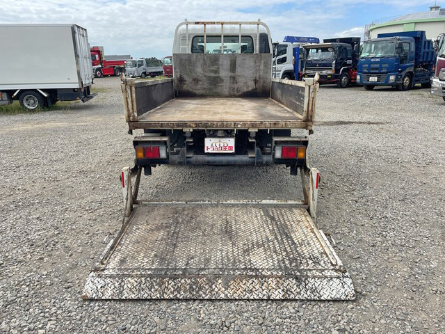 いすゞエルフダブルキャブ（Wキャブ）小型（2t・3t）[写真09]