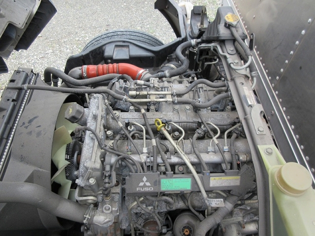 三菱ふそうキャンターアルミバン小型（2t・3t）[写真08]