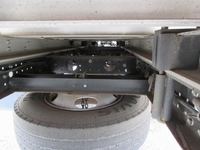 三菱ふそうキャンターアルミバン小型（2t・3t）[写真09]