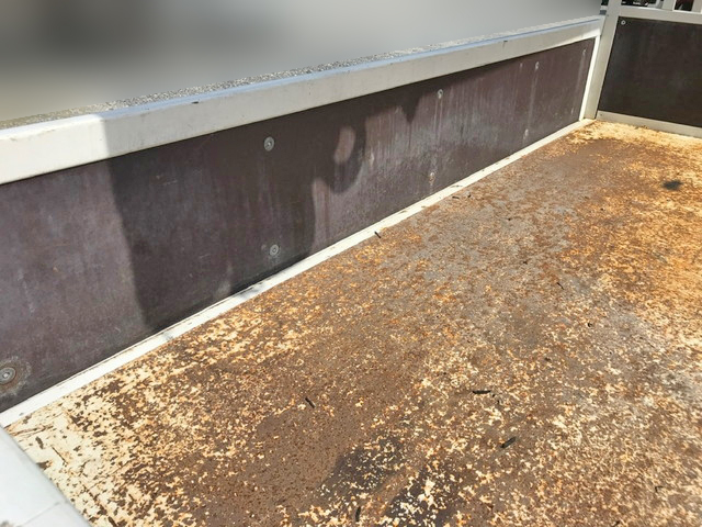 いすゞエルフクレーン3段小型（2t・3t）[写真10]