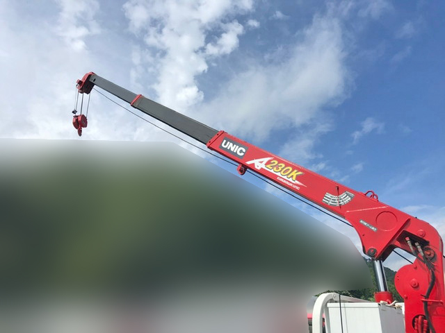 いすゞエルフクレーン3段小型（2t・3t）[写真13]