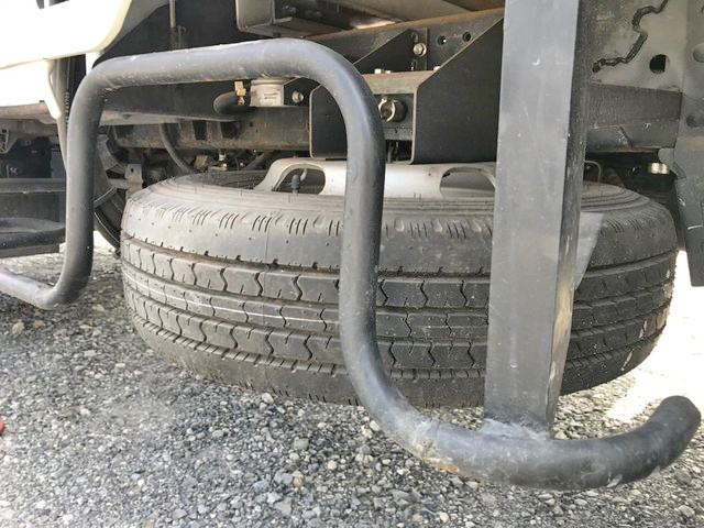 いすゞエルフクレーン3段小型（2t・3t）[写真23]