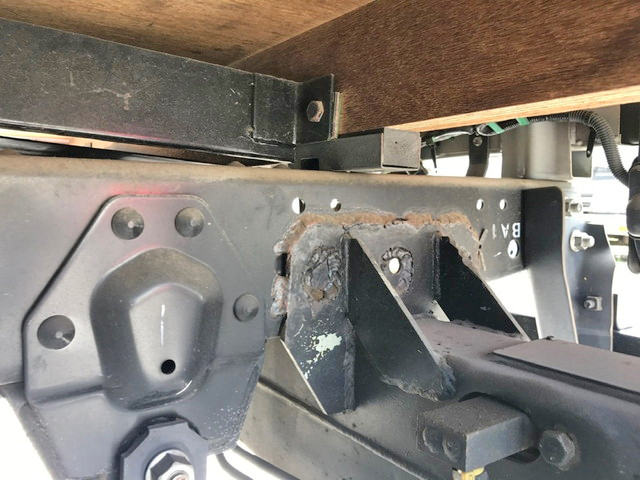 いすゞエルフクレーン3段小型（2t・3t）[写真25]