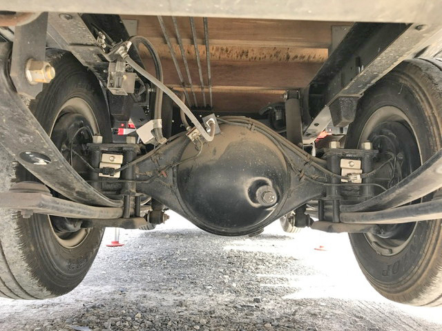 いすゞエルフクレーン3段小型（2t・3t）[写真29]