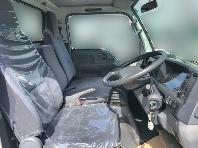 いすゞエルフクレーン3段小型（2t・3t）[写真33]