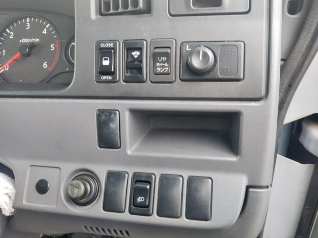 日産シビリアンマイクロバス[写真22]