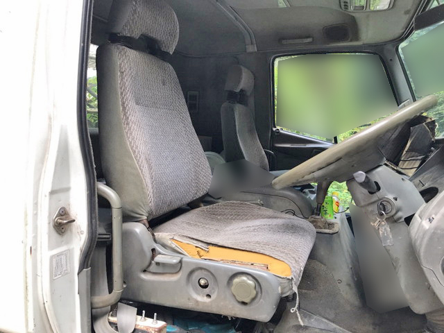 三菱ふそうファイターコンテナ専用車中型（4t）[写真18]