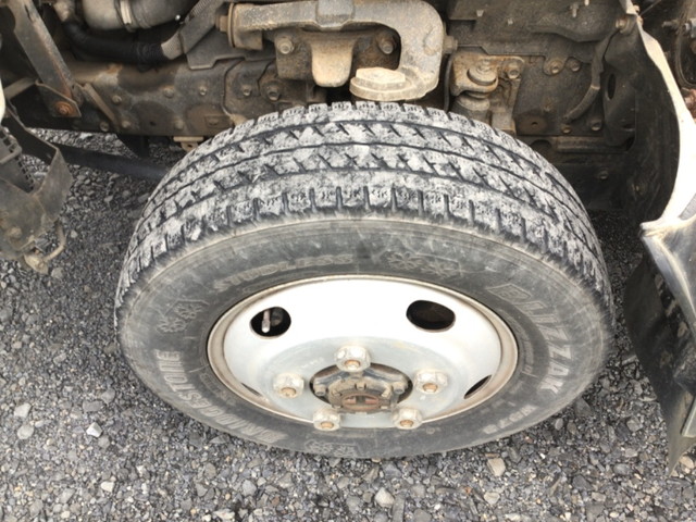 いすゞエルフパネルバン小型（2t・3t）[写真11]