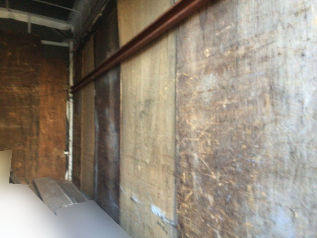 日産アトラスカーテン車小型（2t・3t）[写真04]