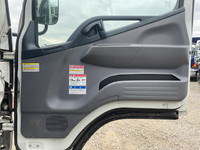 三菱ふそうキャンタークレーン3段小型（2t・3t）[写真28]