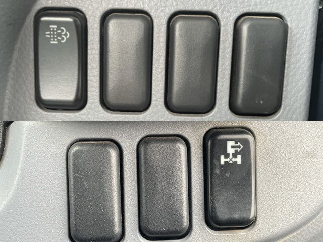 三菱ふそうキャンタークレーン3段小型（2t・3t）[写真37]