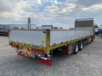 いすゞギガアルミブロック大型（10t）[写真02]