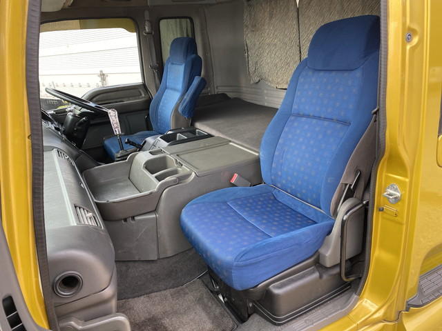 いすゞギガアルミブロック大型（10t）[写真31]