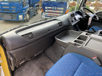 いすゞギガアルミブロック大型（10t）[写真33]