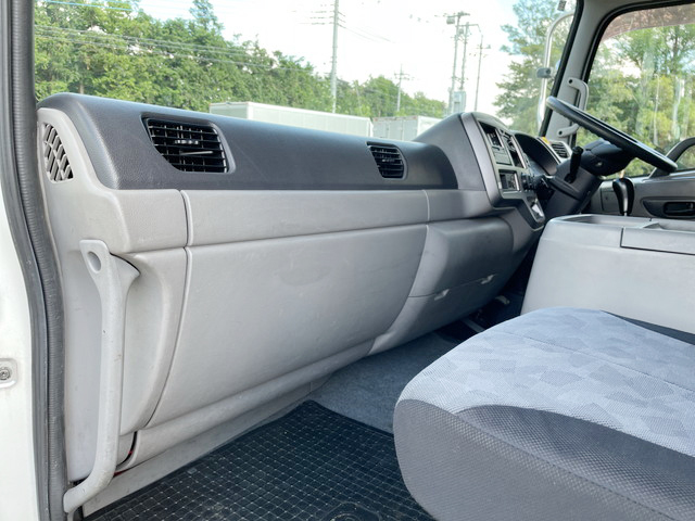 UDトラックスコンドルアルミウイング増トン（6t・8t）[写真24]