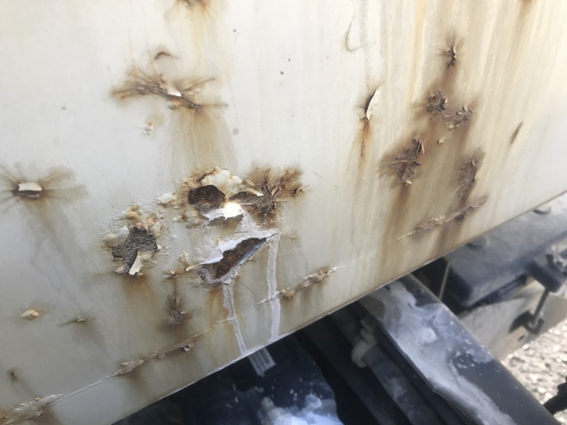 いすゞエルフダンプ小型（2t・3t）[写真05]