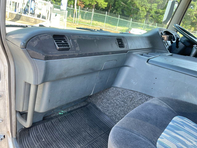 三菱ふそうスーパーグレートセルフローダー大型（10t）[写真32]