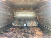 いすゞエルフパッカー車（塵芥車）小型（2t・3t）[写真13]