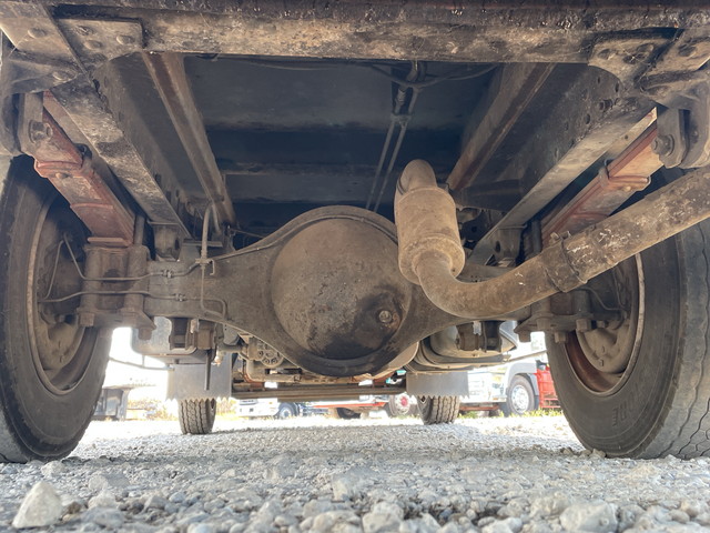 いすゞエルフパッカー車（塵芥車）小型（2t・3t）[写真24]