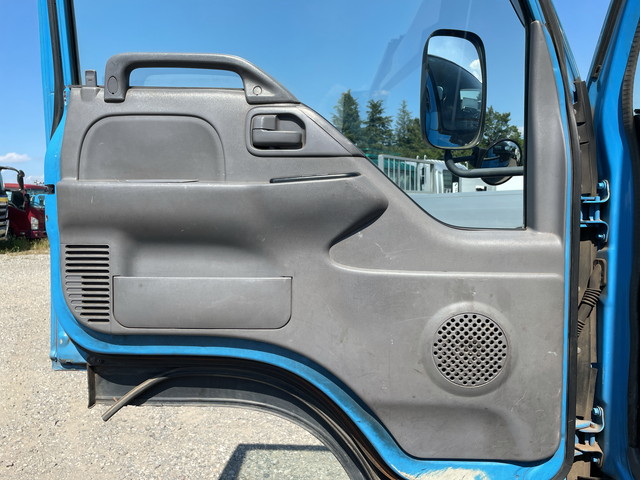 いすゞエルフパッカー車（塵芥車）小型（2t・3t）[写真27]