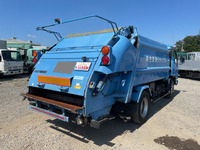 いすゞエルフパッカー車（塵芥車）小型（2t・3t）[写真02]