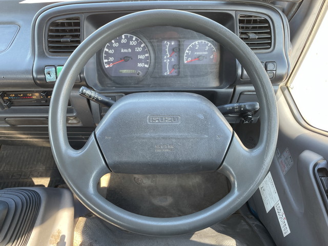 いすゞエルフパッカー車（塵芥車）小型（2t・3t）[写真34]