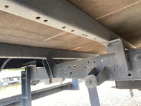 いすゞエルフパネルバン小型（2t・3t）[写真20]