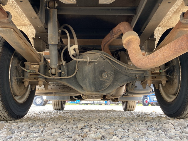 いすゞエルフパネルバン小型（2t・3t）[写真21]