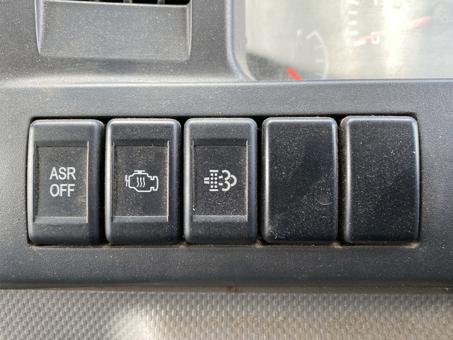 いすゞエルフパネルバン小型（2t・3t）[写真35]