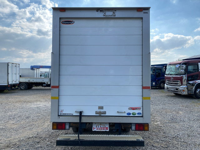 いすゞエルフパネルバン小型（2t・3t）[写真09]