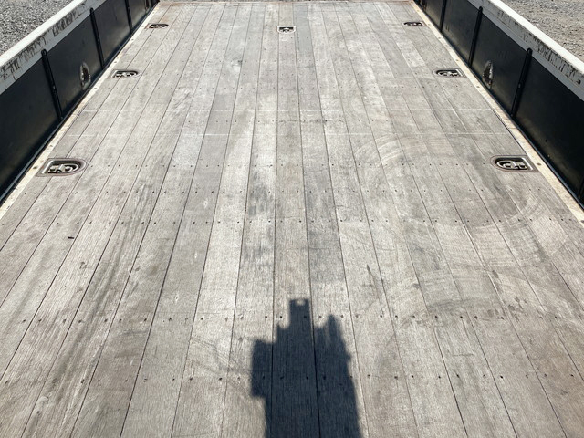 いすゞフォワードユニック5段中型（4t）[写真11]