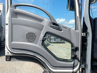 いすゞフォワードユニック5段中型（4t）[写真26]