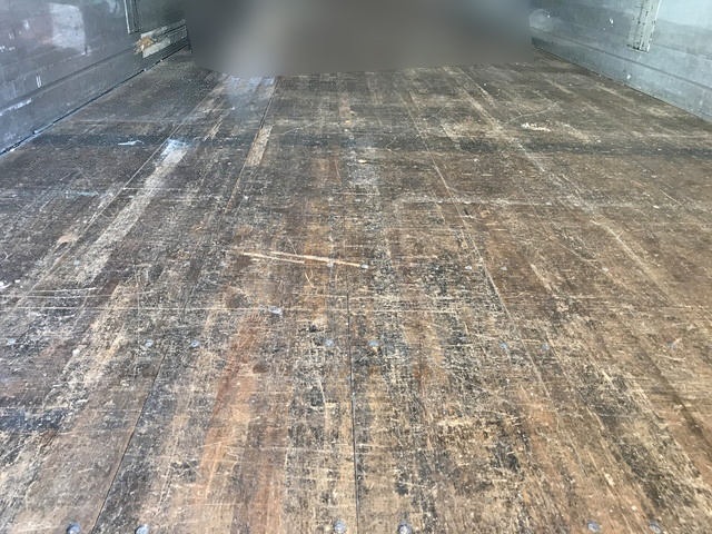 日野レンジャーアルミウイング中型（4t）[写真16]