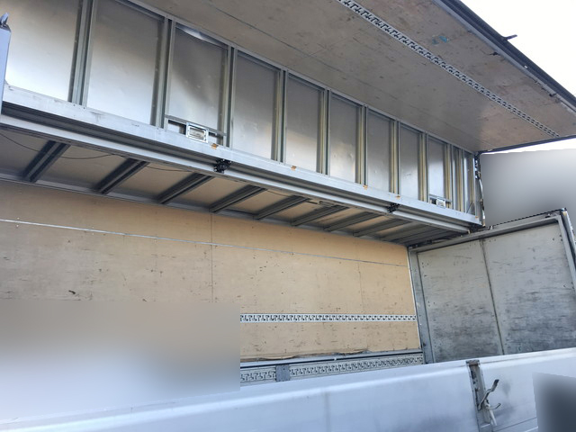 日野レンジャーアルミウイング中型（4t）[写真17]