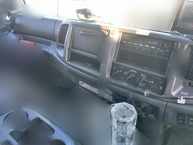 日野レンジャーアルミウイング中型（4t）[写真34]