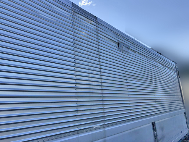 日野レンジャーアルミウイング中型（4t）[写真36]