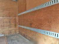 いすゞエルフアルミバン小型（2t・3t）[写真16]