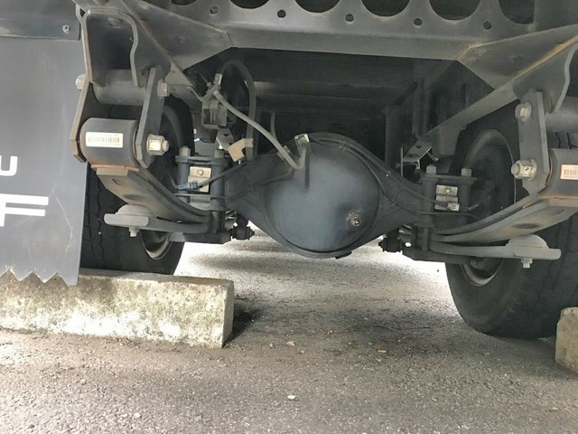 いすゞエルフアルミバン小型（2t・3t）[写真22]