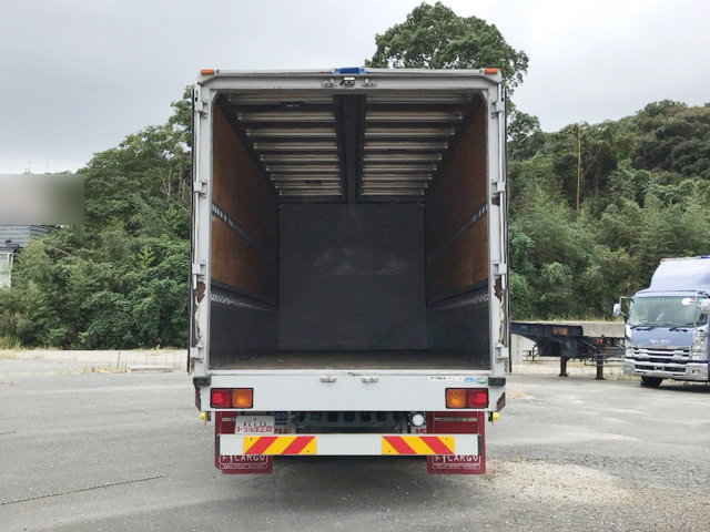 いすゞフォワードアルミウイング中型（4t）[写真12]