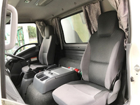 いすゞフォワードアルミウイング中型（4t）[写真26]