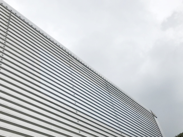 いすゞフォワードアルミウイング中型（4t）[写真07]