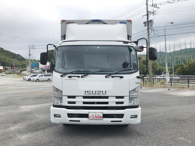 いすゞフォワードアルミウイング中型（4t）[写真09]