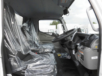 三菱ふそうキャンターアルミウイング小型（2t・3t）[写真15]