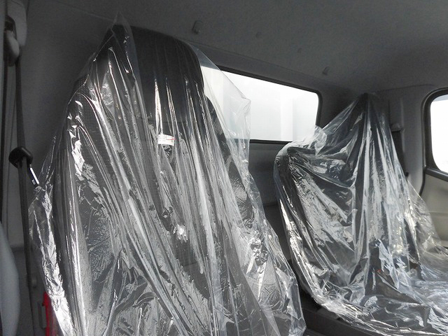 三菱ふそうキャンターアルミウイング小型（2t・3t）[写真16]