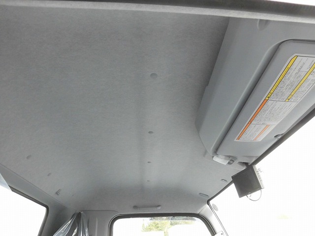 三菱ふそうキャンターアルミウイング小型（2t・3t）[写真17]