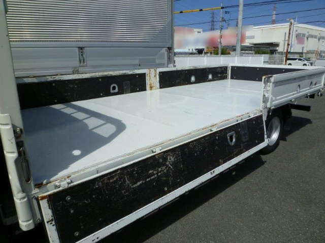 いすゞエルフ平ボディ小型（2t・3t）[写真10]