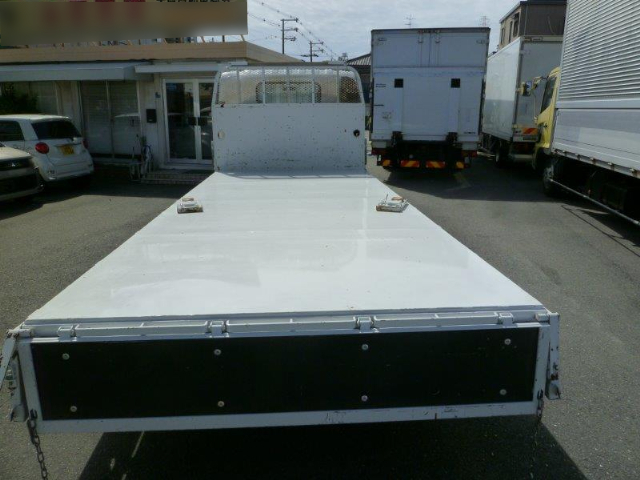 いすゞエルフ平ボディ小型（2t・3t）[写真12]