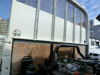 いすゞエルフ平ボディ小型（2t・3t）[写真13]