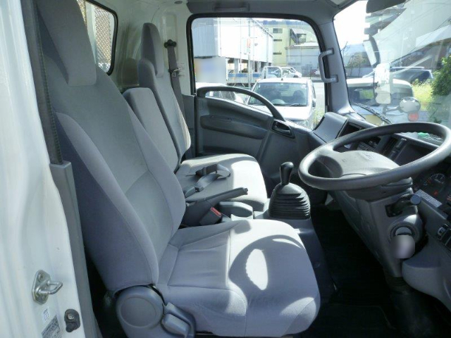 いすゞエルフ平ボディ小型（2t・3t）[写真14]